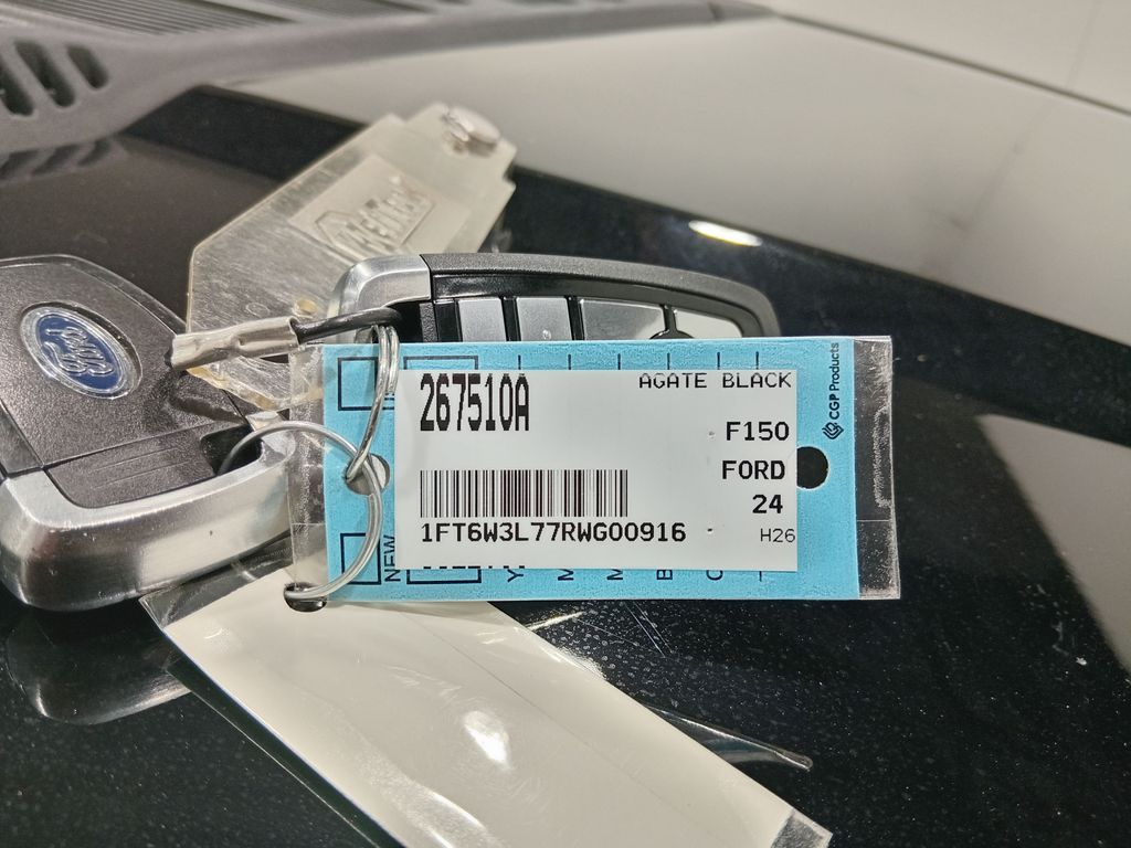 2024 Ford F-150 Lightning Flash