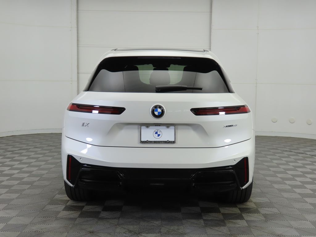 Thumbnail: 2026 BMW iX - 6