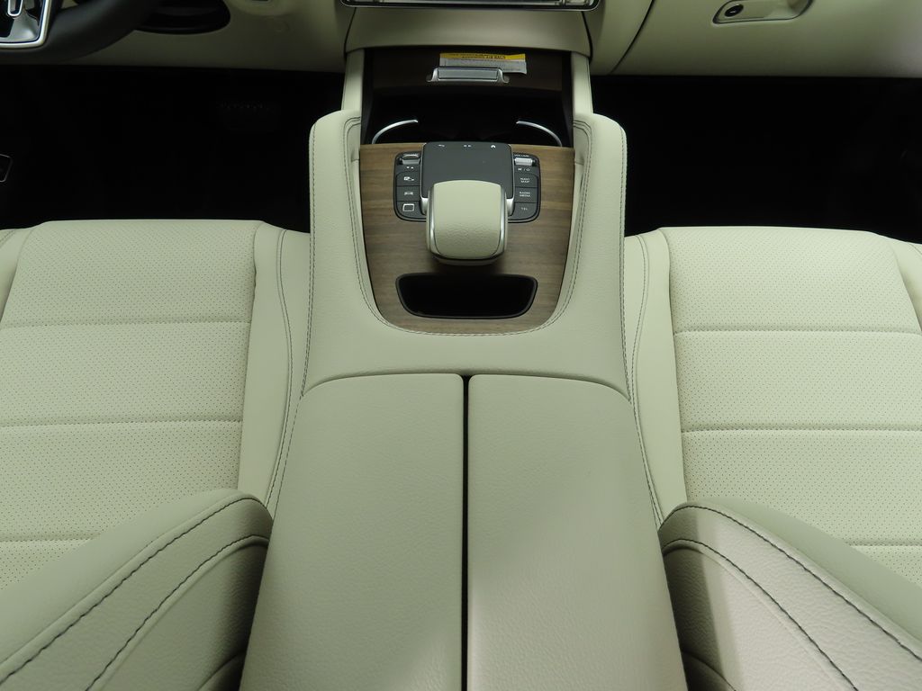 Thumbnail: 2026 Mercedes-Benz GLE - 16