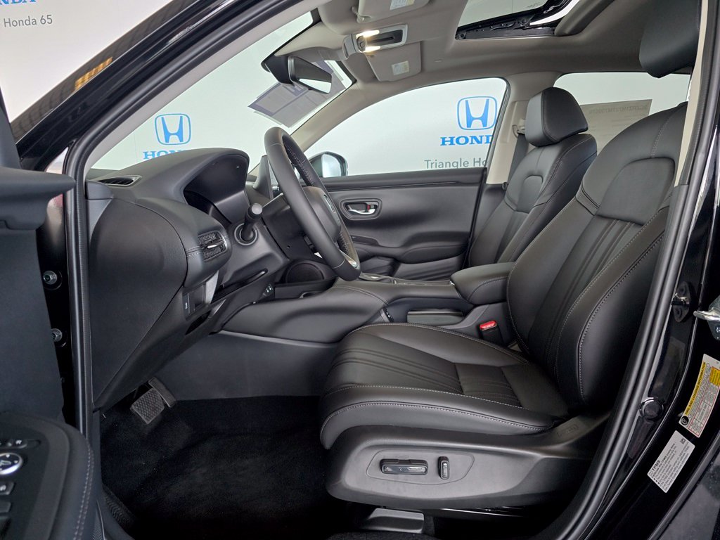 Thumbnail: 2027 Honda HR-V - 15