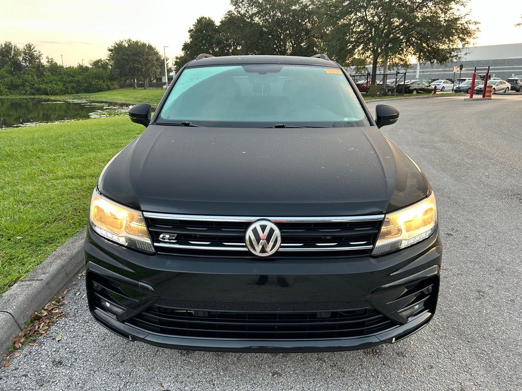 Thumbnail: 2020 Volkswagen Tiguan - 8