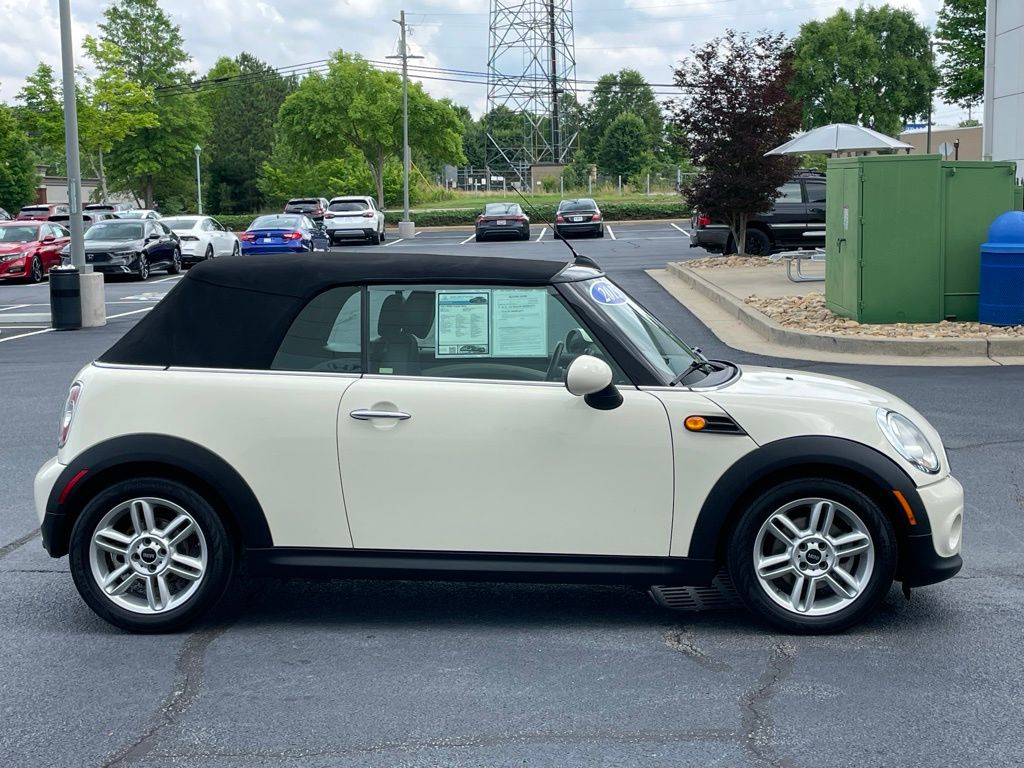 2015 MINI Cooper Base 7