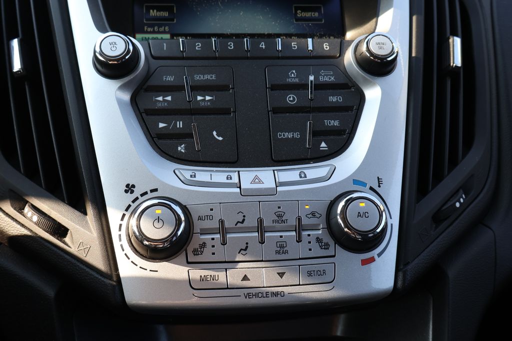 Thumbnail: 2014 Chevrolet Equinox - 25