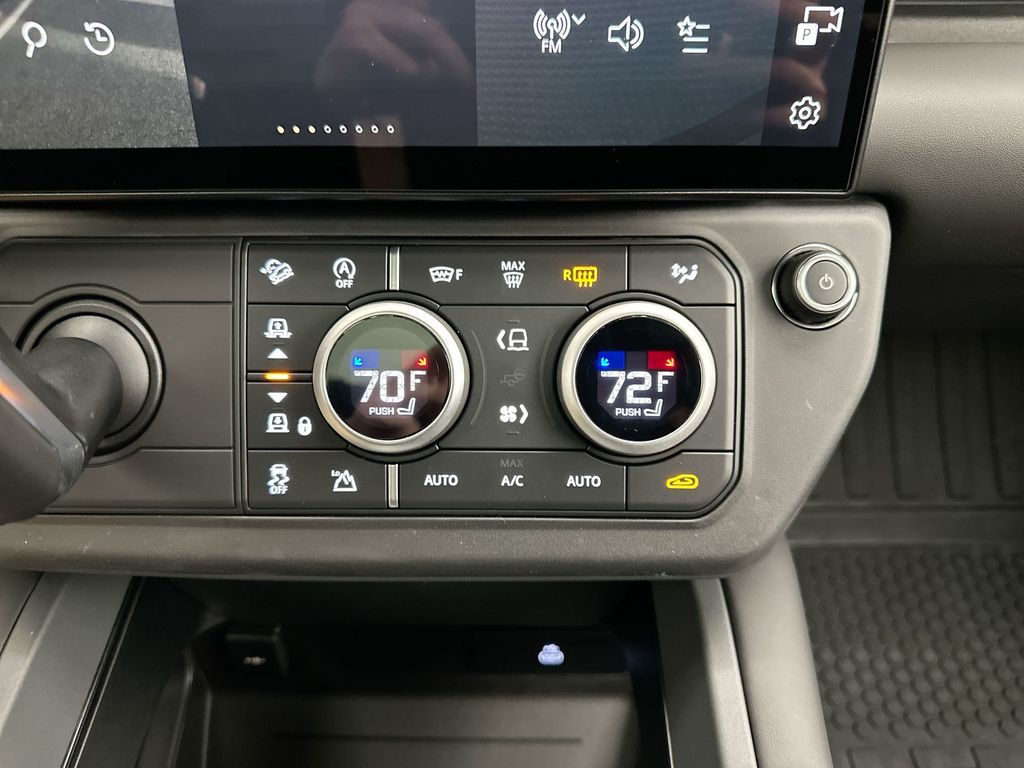 Thumbnail: 2026 Land Rover Defender - 13