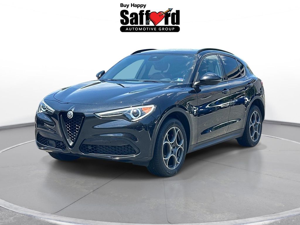 2022 Alfa Romeo Stelvio Sprint