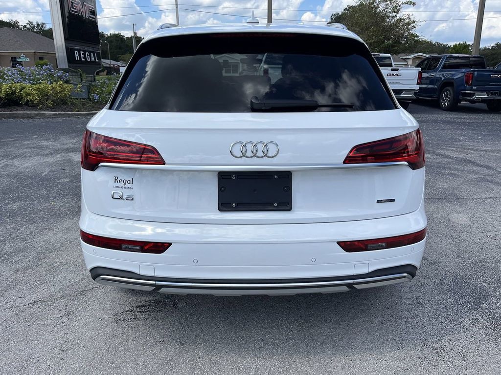 2023 Audi Q5 40 Premium 6