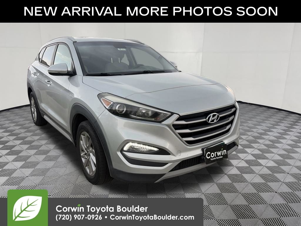 Molten Silver 2017 Hyundai Tucson SUV / Crossover All-Wheel Drive 7-Speed Automatic