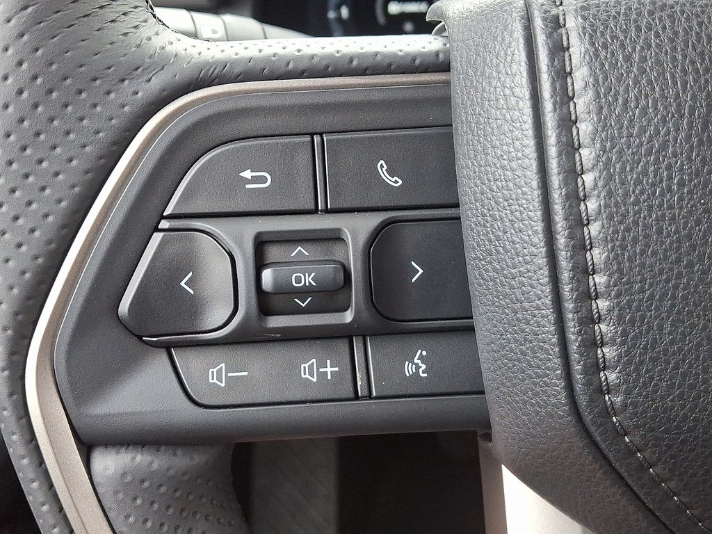 Thumbnail: 2025 Toyota 4Runner - 20