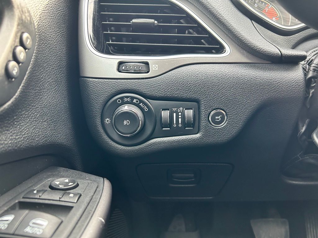 2020 Jeep Cherokee Limited Edition 14