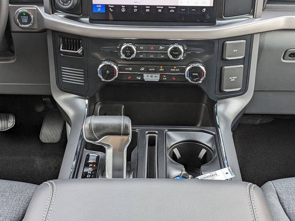2025 Ford F-150 Lightning XLT