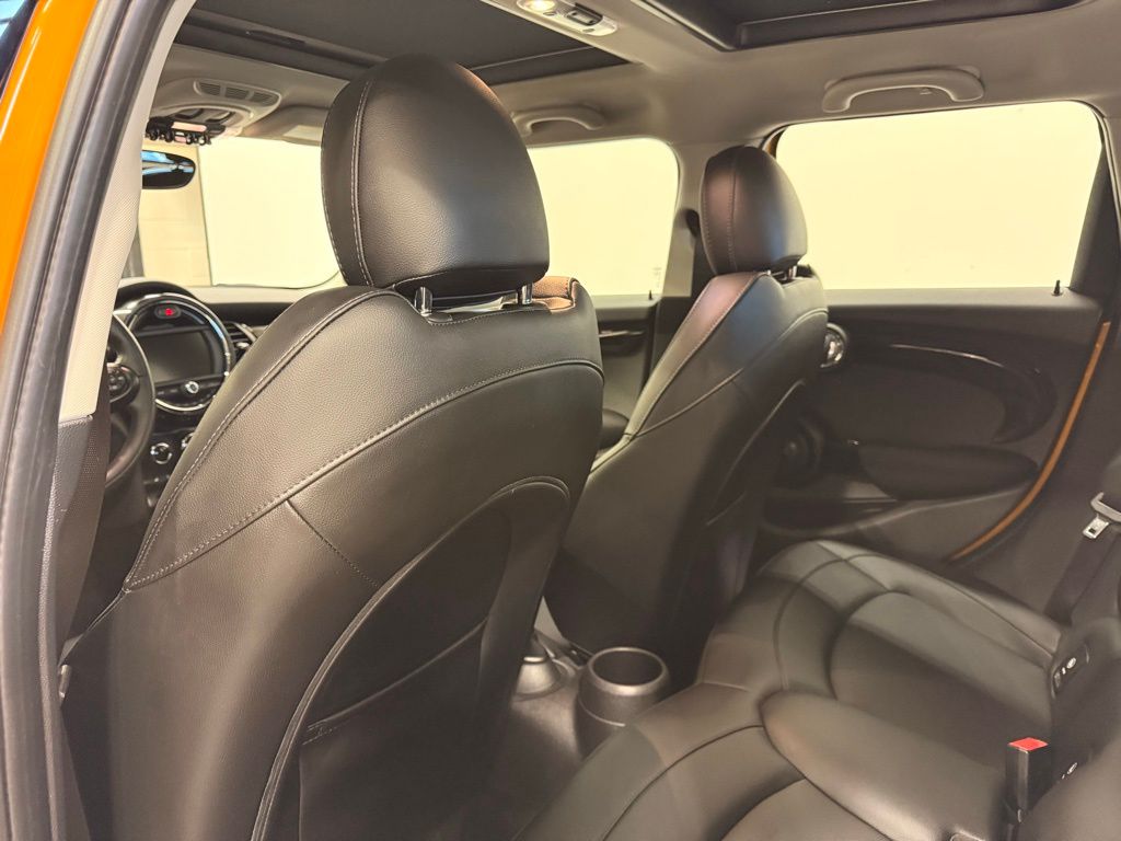 Thumbnail: 2017 MINI Cooper - 21