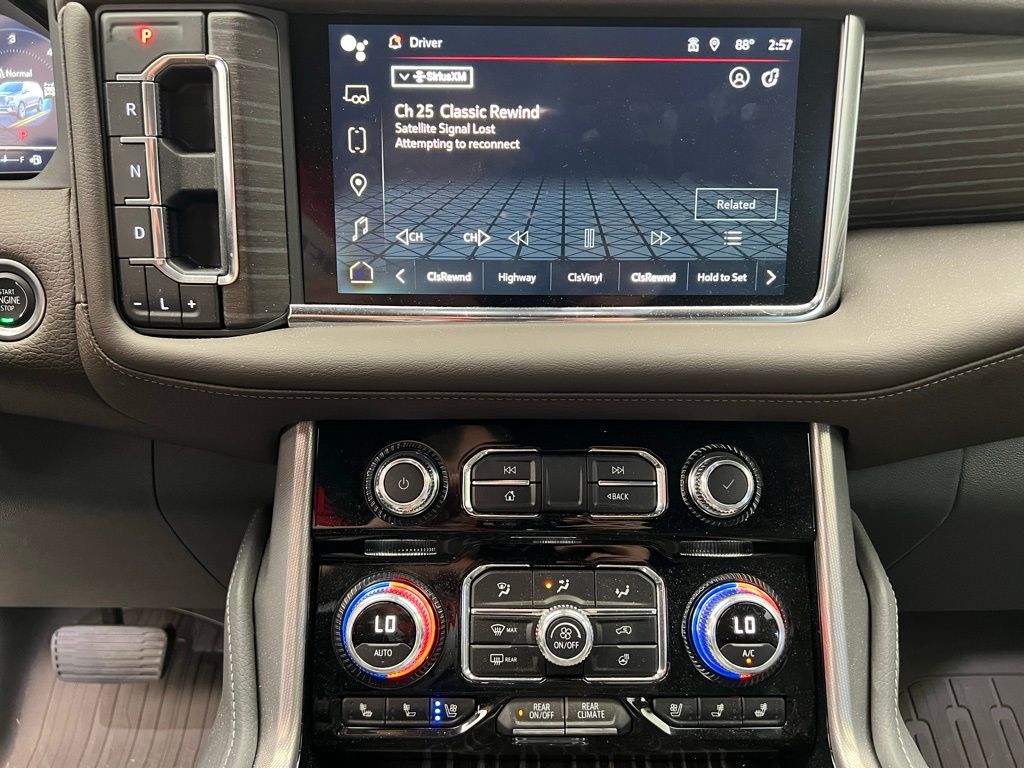 2024 GMC Yukon XL Denali 15