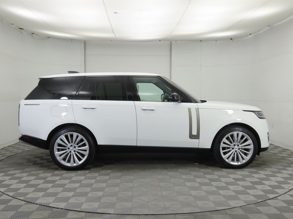 Thumbnail: 2025 Land Rover Range Rover - 4