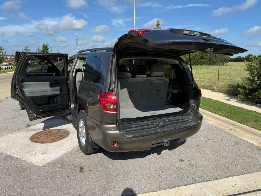 Thumbnail: 2012 Toyota Sequoia - 25