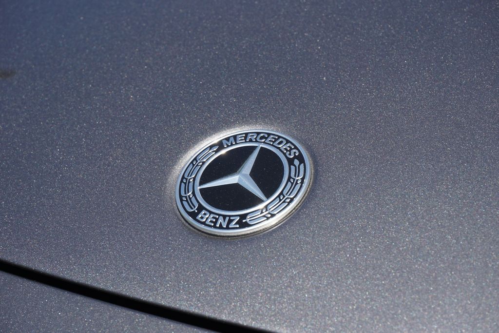 2025 Mercedes-Benz GLB 250 9