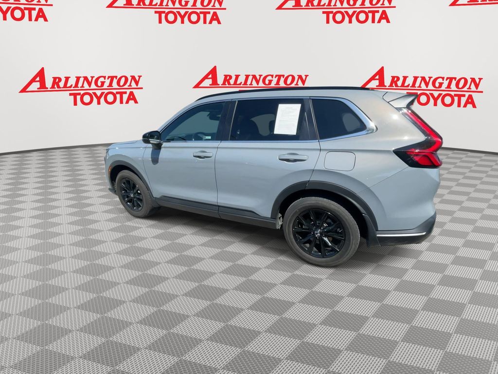 View vehicle photo 4