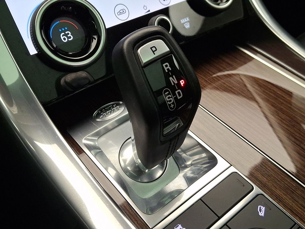 Thumbnail: 2019 Land Rover Range Rover Sport - 16