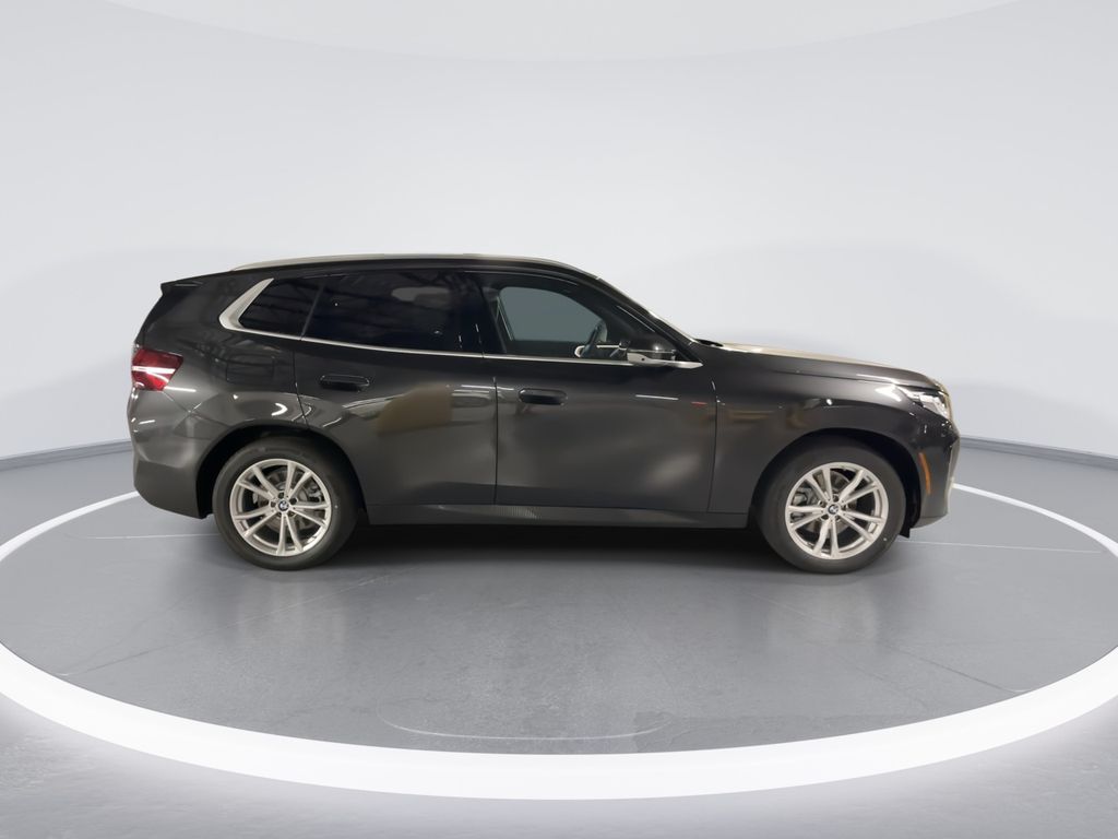 Thumbnail: 2025 BMW X3 - 9