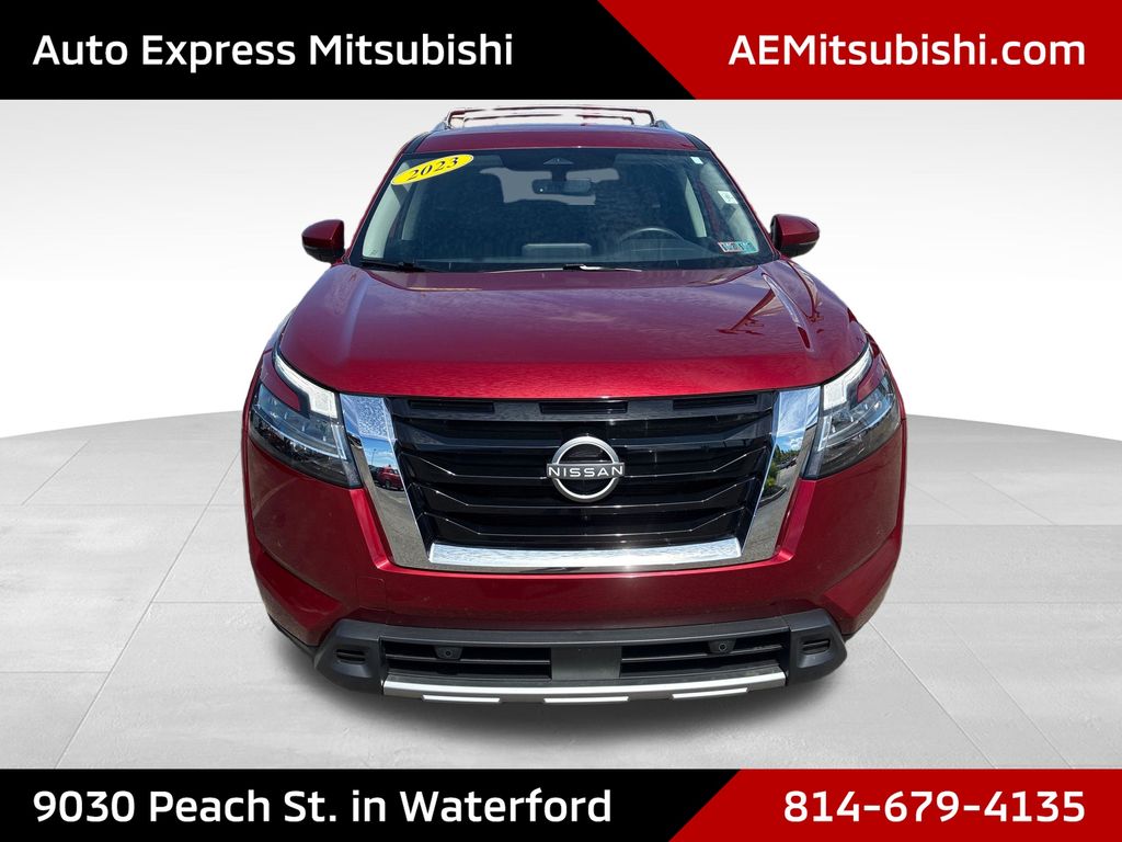 2023 Nissan Pathfinder SL - 1