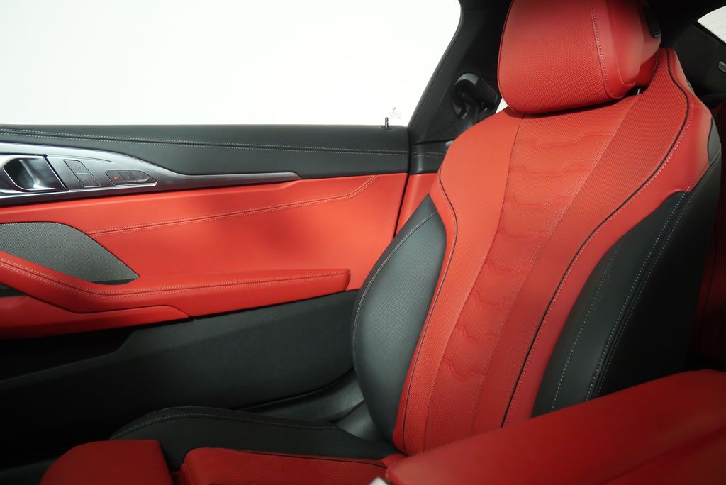 Thumbnail: 2024 BMW 8 Series - 20