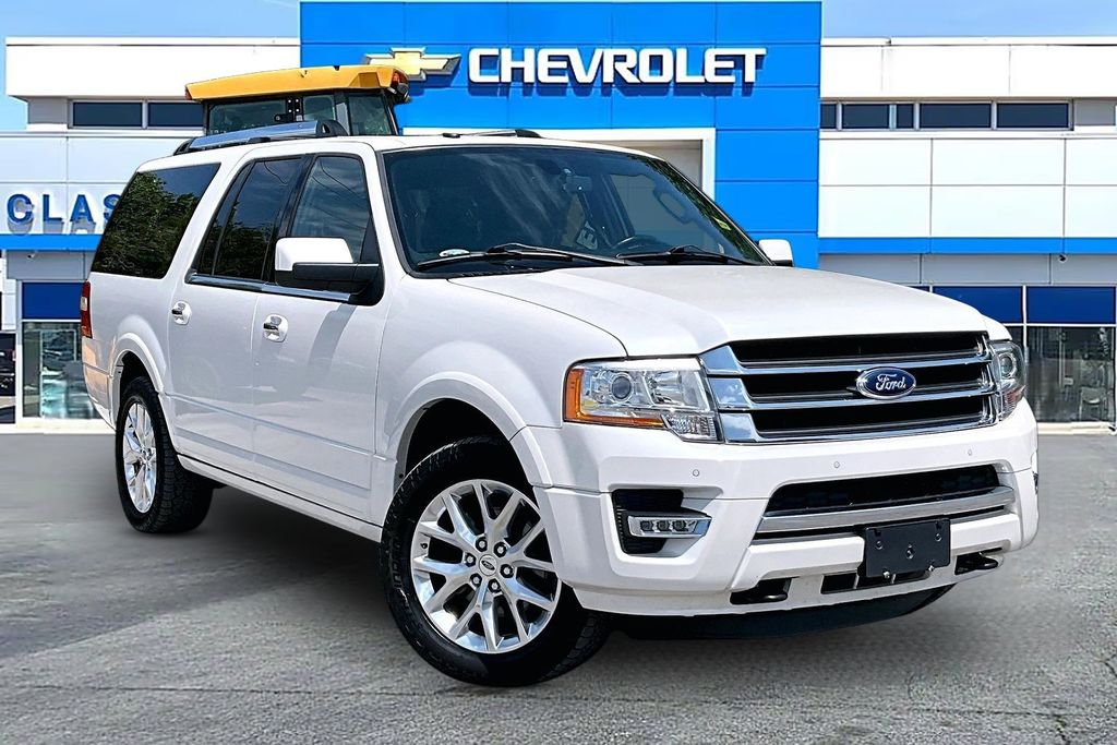 White Platinum Clearcoat Metallic 2017 Ford Expedition SUV / Crossover Four-Wheel Drive 6-Speed Automatic
