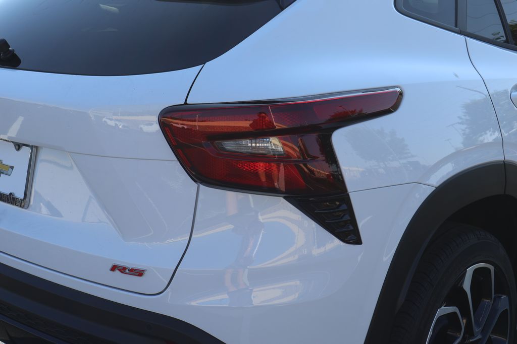 Thumbnail: 2025 Chevrolet Trax - 7