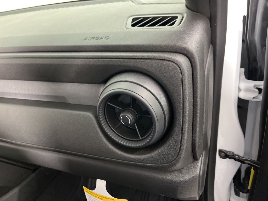 Thumbnail: 2026 Chevrolet Colorado - 10