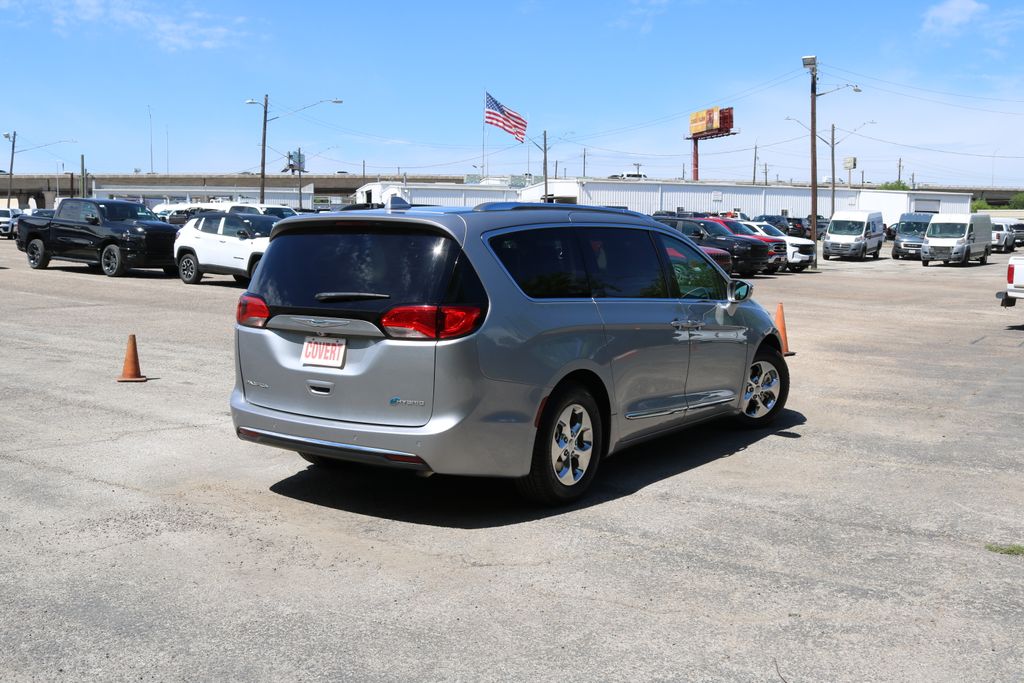 Used Car 2018 Chrysler Pacifica Hybrid  Limited For Sale Under $25,000 In Austin, Texas
