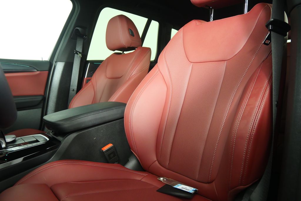 Thumbnail: 2024 BMW X3 - 11