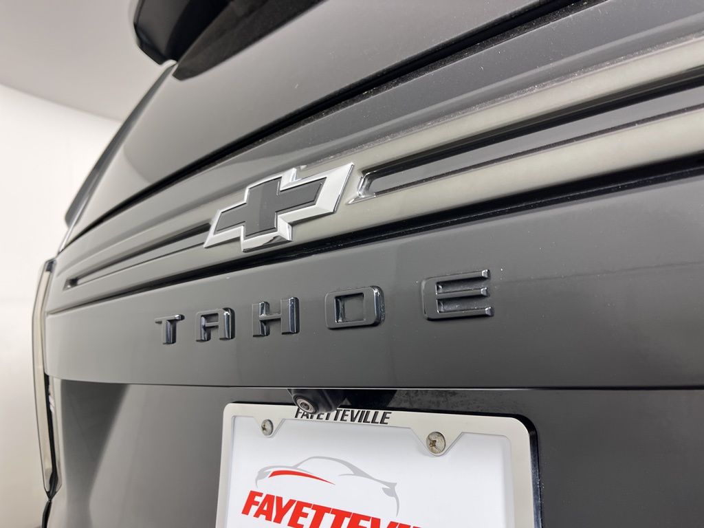 Thumbnail: 2021 Chevrolet Tahoe - 3