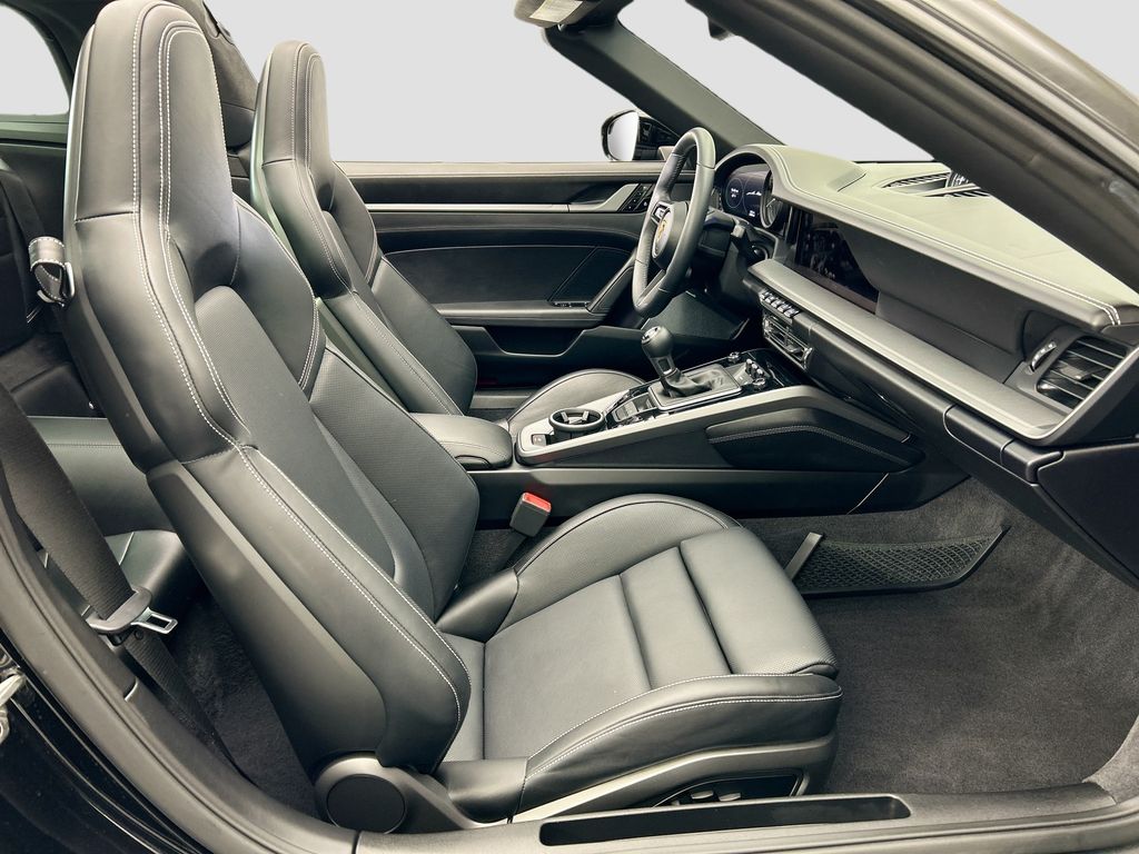 Thumbnail: 2021 Porsche 911 - 20