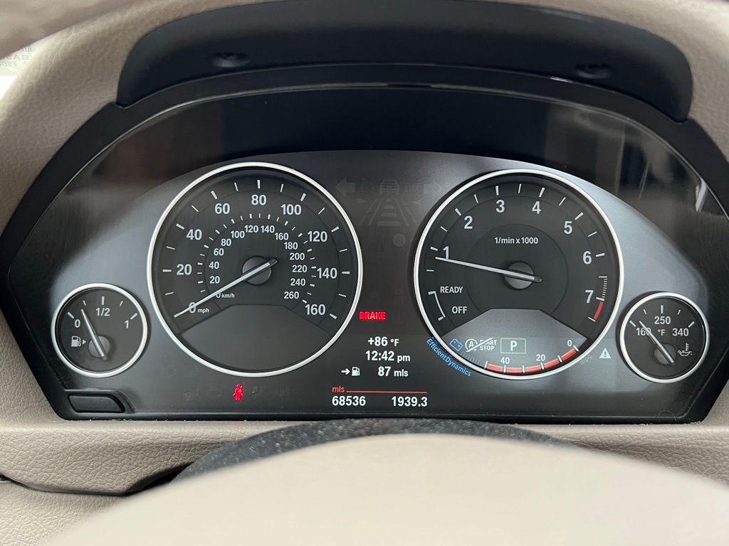Thumbnail: 2013 BMW 3 Series - 15