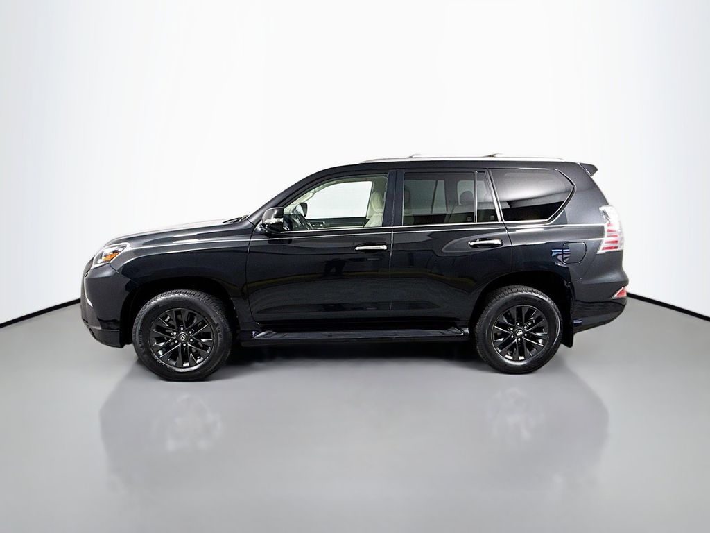 Thumbnail: 2023 Lexus GX - 8