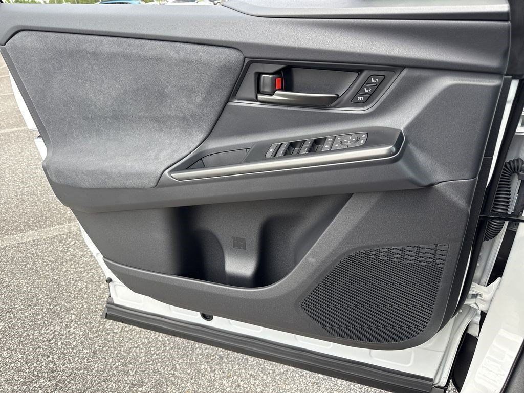 New 2026 Toyota C-HR SUV