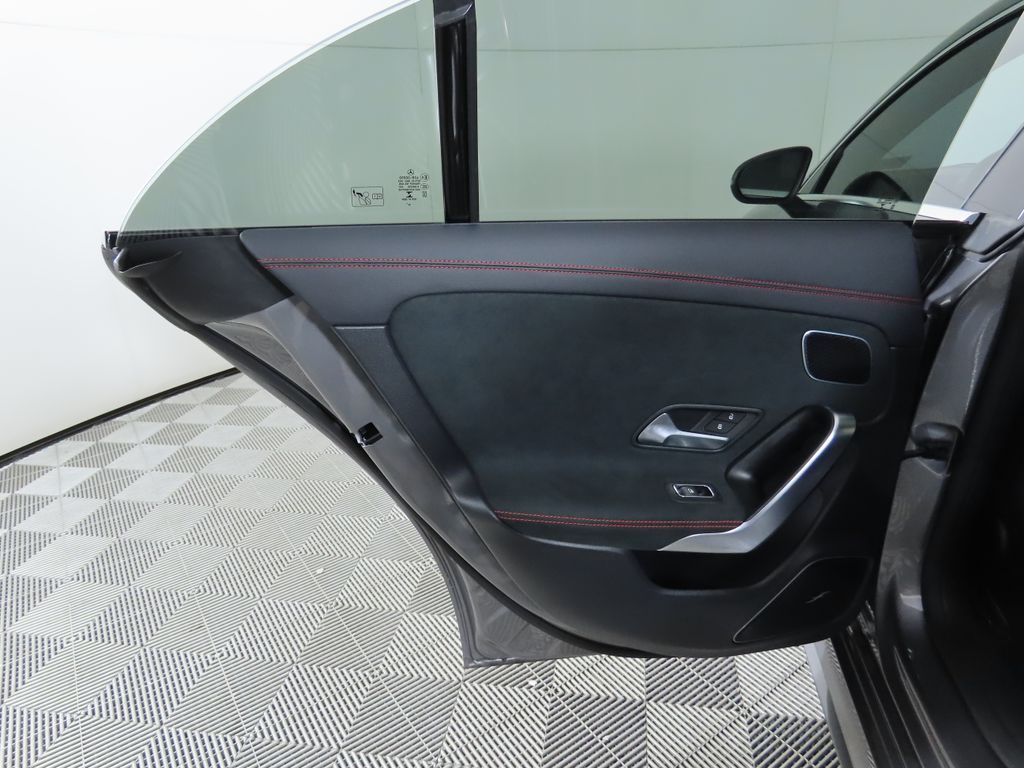 2021 Mercedes-Benz CLA 250 26