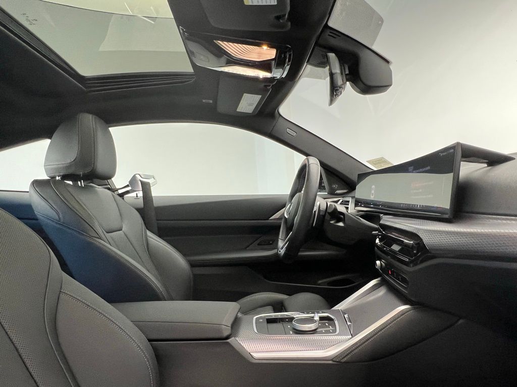 Thumbnail: 2026 BMW 4 Series - 6