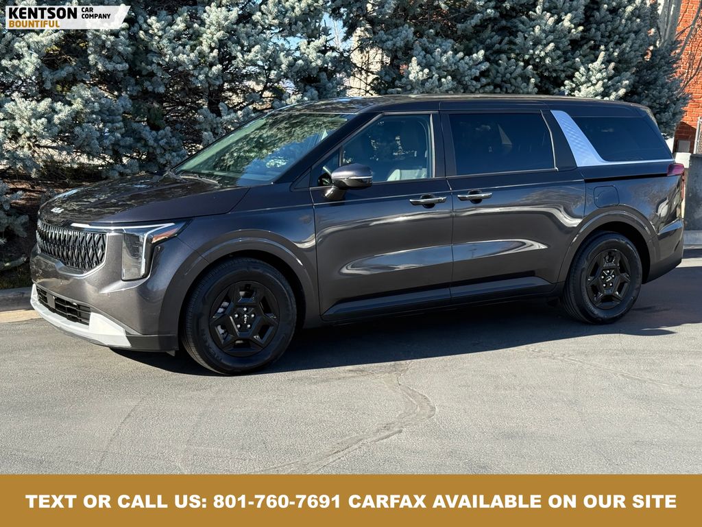 2025 Kia Carnival LXS FWD