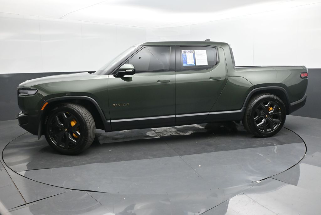 Used 2025 Rivian R1T Ascend with VIN 7FCTGCAP9SN036601 for sale in Auburn, WA