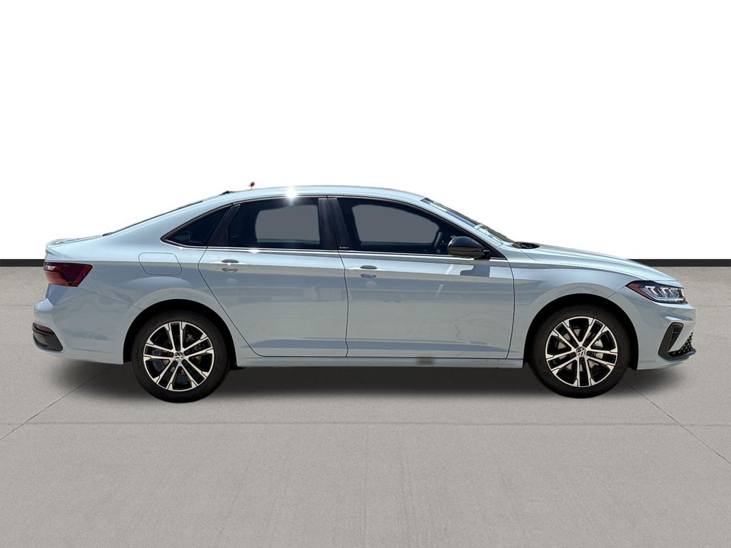 2026 Volkswagen Jetta 1.5T Sport - 4