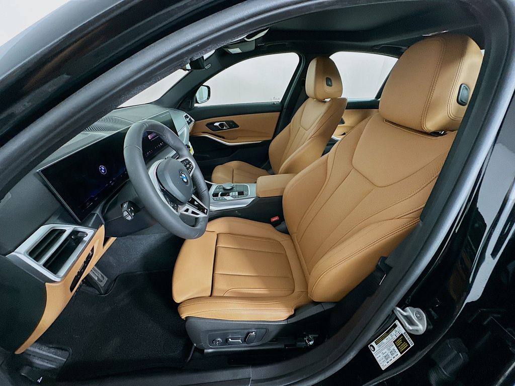 Thumbnail: 2025 BMW 3 Series - 16