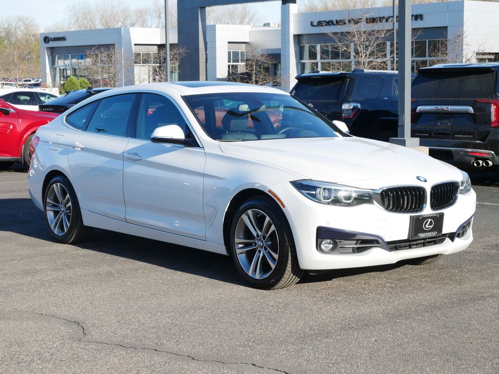 Mineral White Metallic 2018 BMW 3 Series Gran Turismo 330i xDrive AWD Wagon All-Wheel Drive 8-Speed Automatic