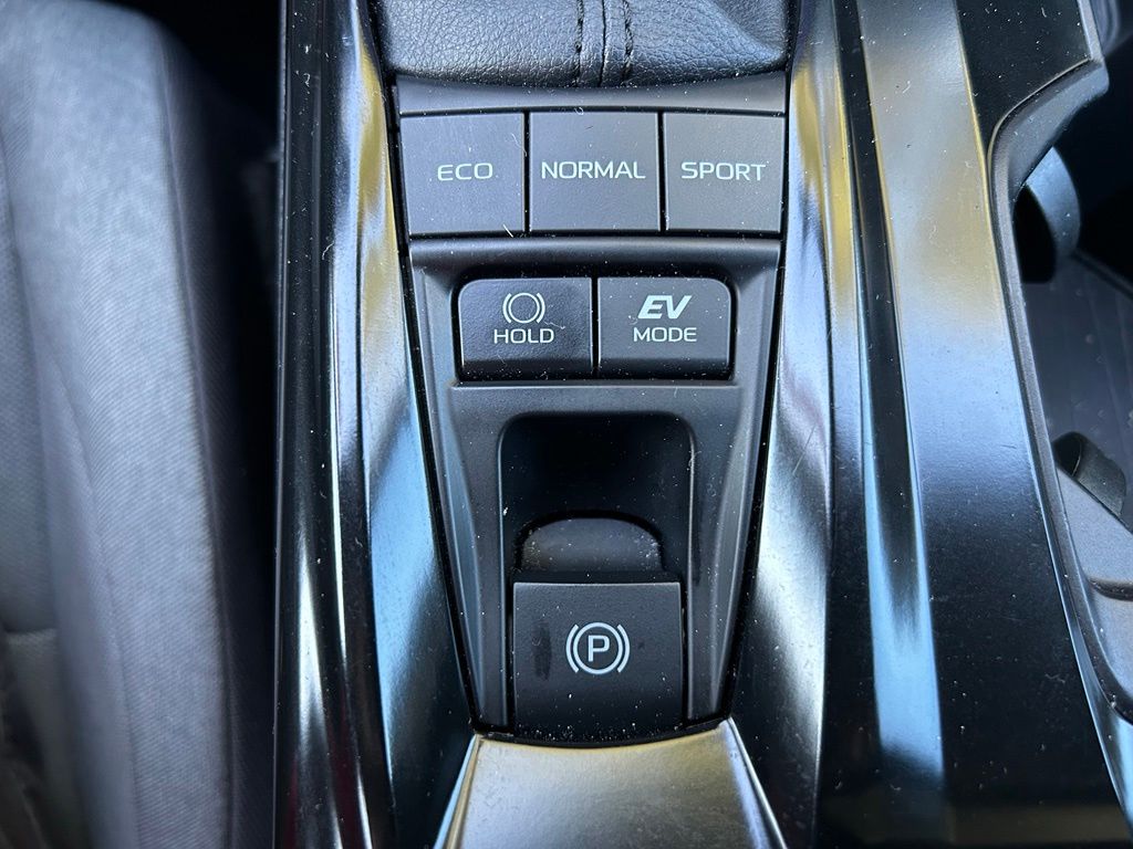 Thumbnail: 2025 Toyota Camry - 29