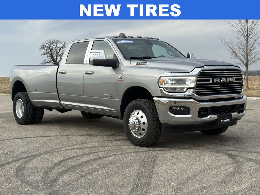 Billet Silver Metallic Clearcoat 2023 RAM 3500 Laramie Crew Cab LB DRW 4WD Pickup Truck Four-Wheel Drive 6-Speed Automatic