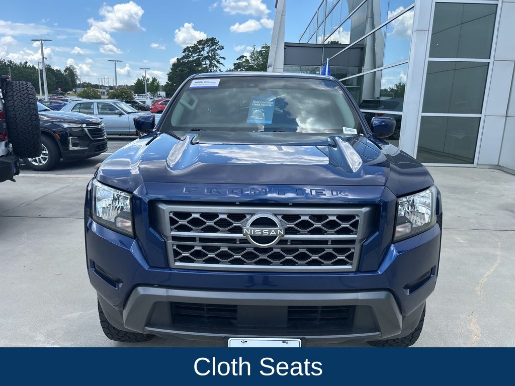 2022 Nissan Frontier SV