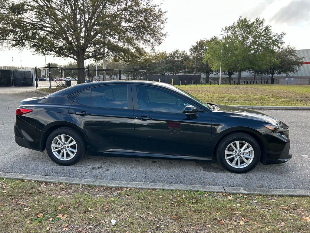 Thumbnail: 2025 Toyota Camry - 6
