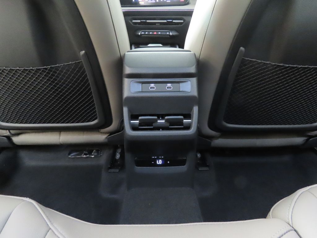 Thumbnail: 2026 Audi Q3 - 24