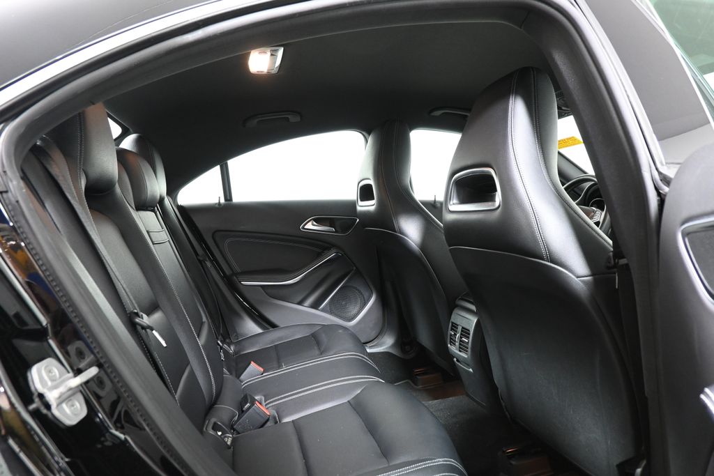 2018 Mercedes-Benz CLA 250 26