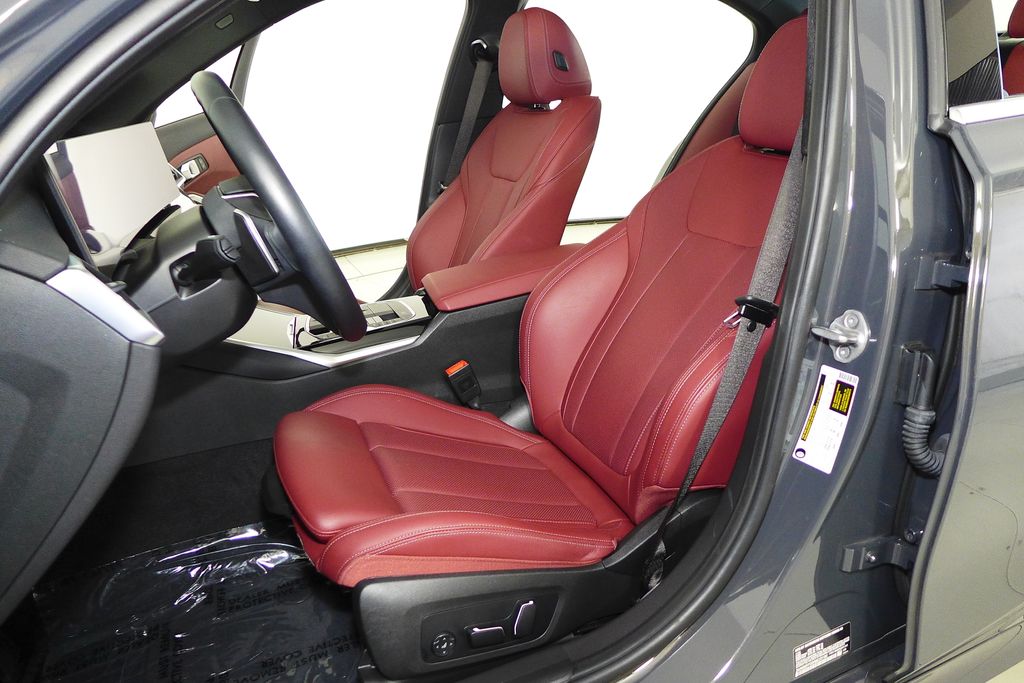 Thumbnail: 2024 BMW 3 Series - 22