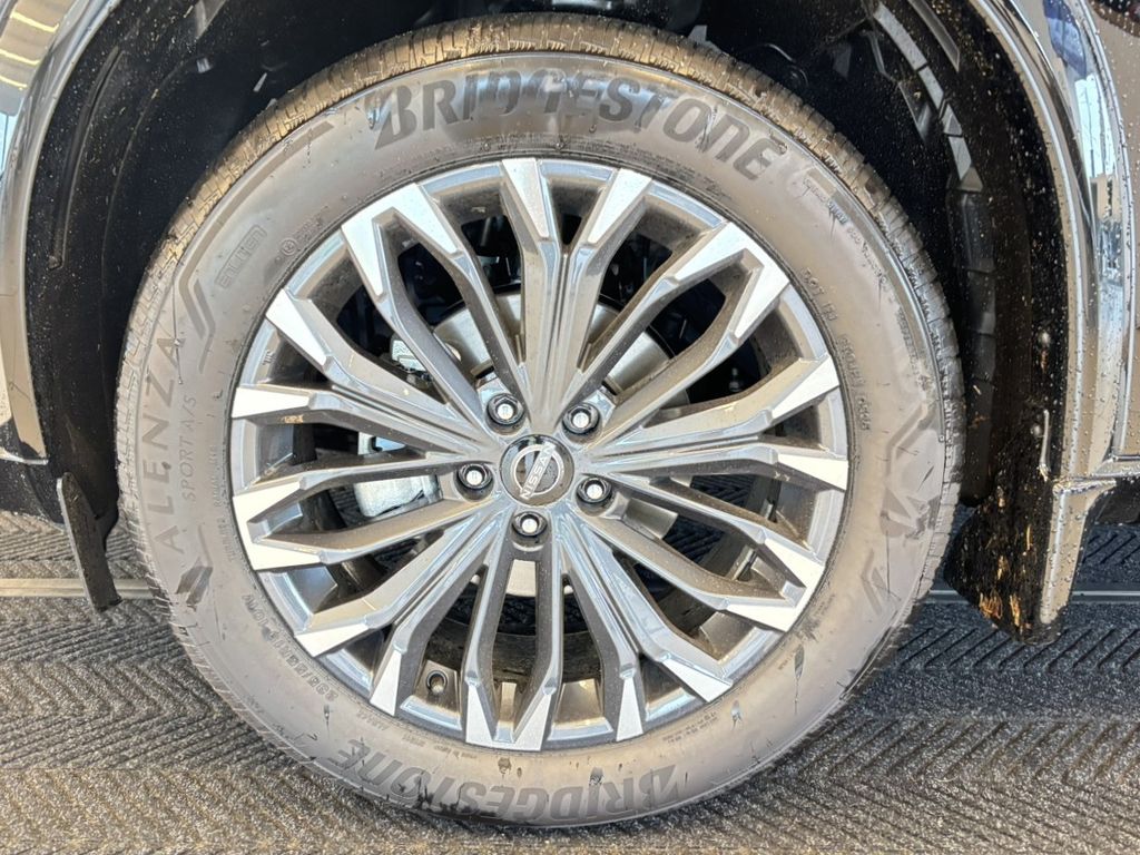 2025 Nissan Rogue Platinum