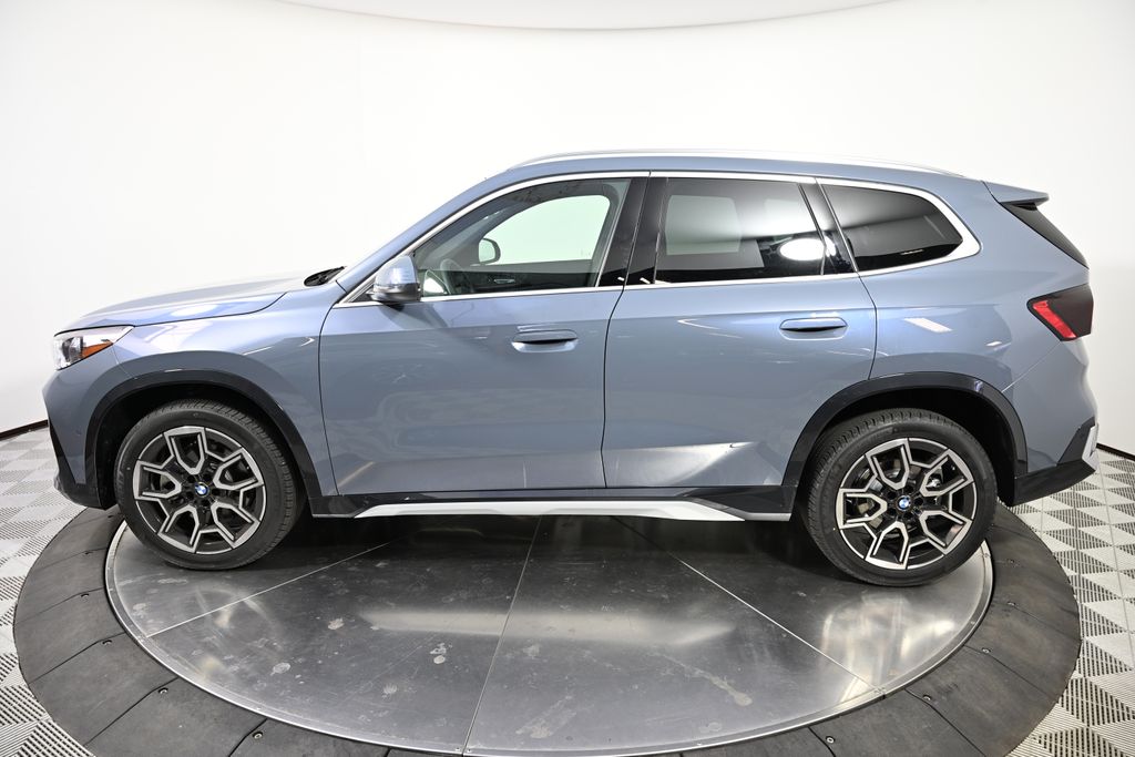 Thumbnail: 2026 BMW X1 - 2